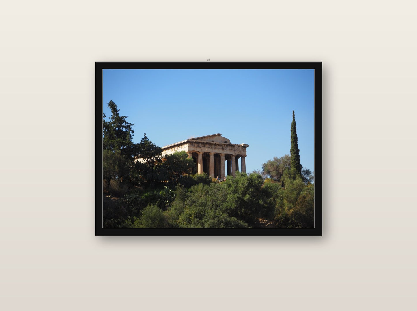 Canto fine art print in black wood frame